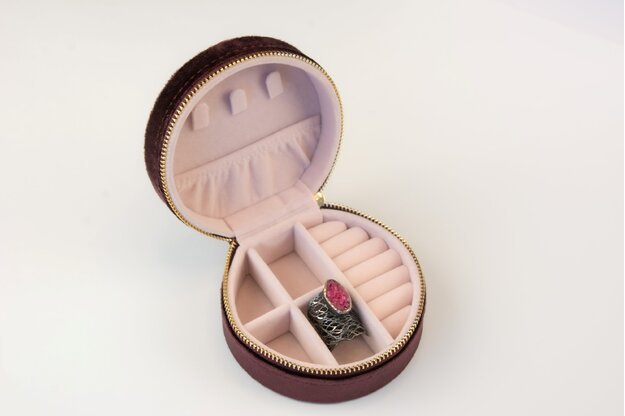 Papuošalų dėžutė su peteliške 3