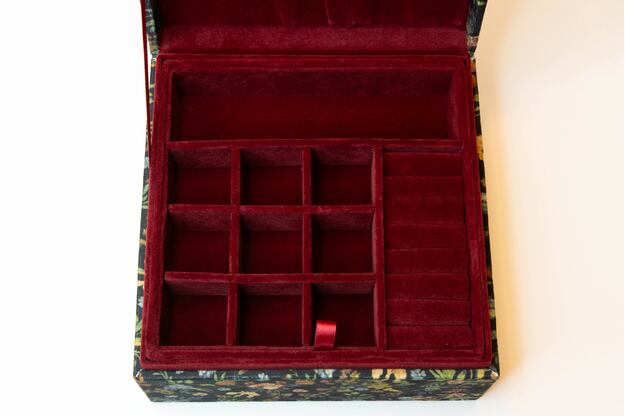 Papuošalų dėžutė su gerve 1